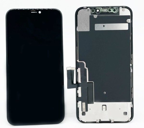iPhone 13 Display